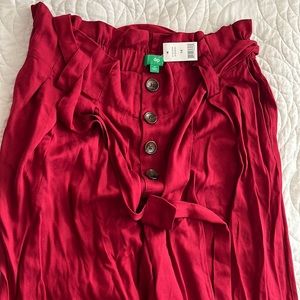 Dip SZ 14 Womens red trash bag high waisted pants capris NWT